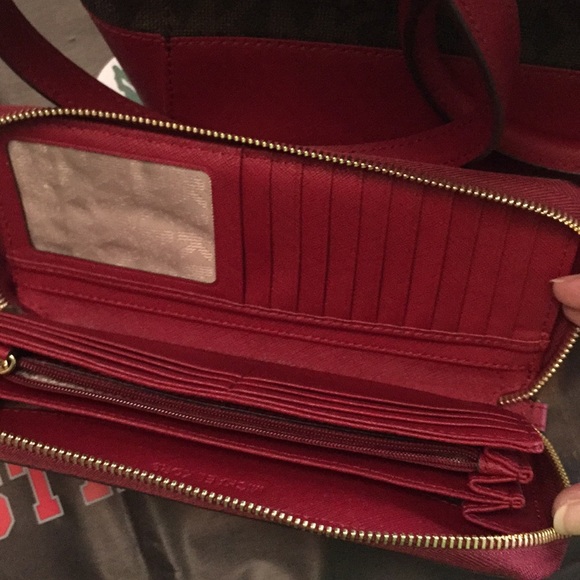 Michael Kors Savannah Signature Small Satchel with Matching Wallet Brown and Red - Picture 8 of 11